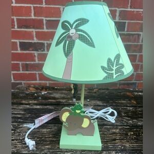NWOB NOJO Jungle Baby’s LAMP with Shade Elephant Frog Monkey Child Nursery